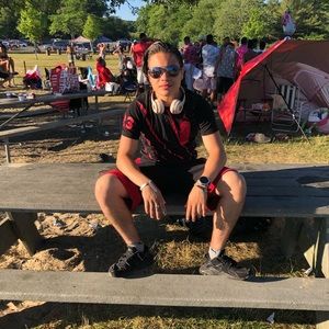 Meet your Posher, Fareth